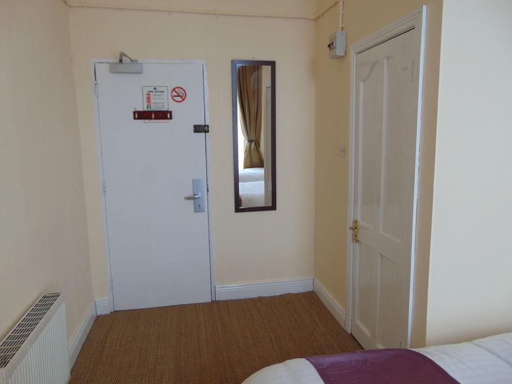 Rock Hotel Dublin 더블린 외부 사진